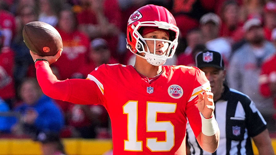 Chiefs' Patrick Mahomes reflects on tying Tom Brady mark