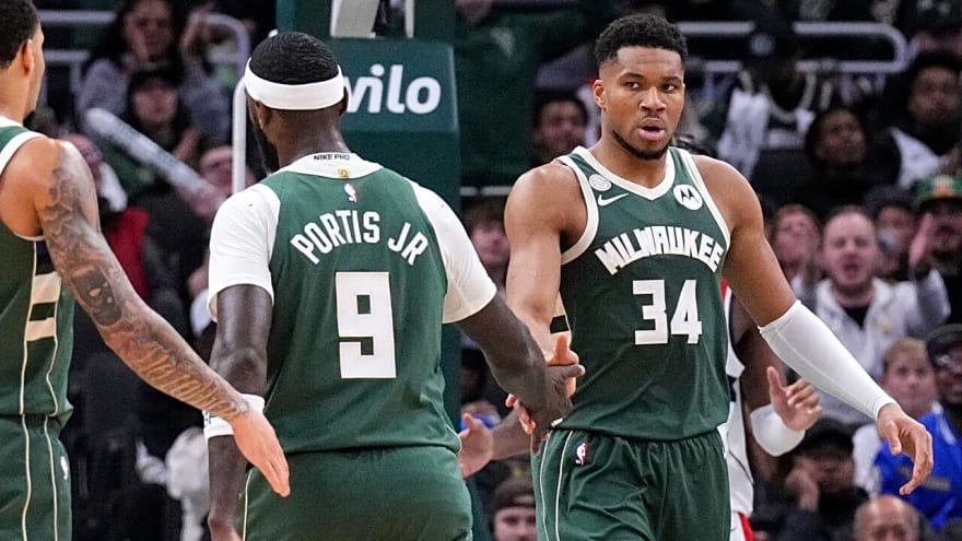 Bobby Portis Doesn’t Know If He’ll Be Teammates With Giannis Antetokounmpo Next Year