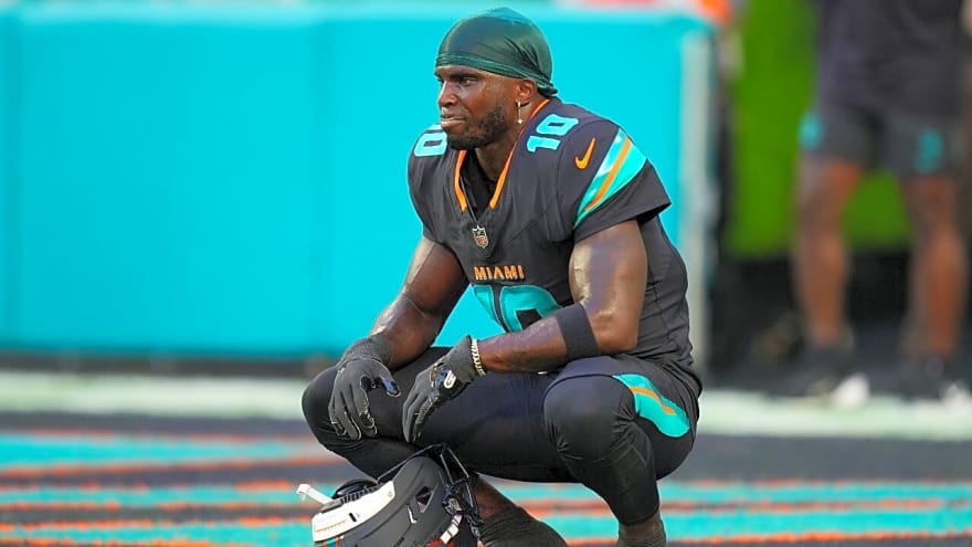 NFL GM Refuses to Sign Tyreek Hill Even for Vet-Minimum: 'We Aren’t Touching Him'