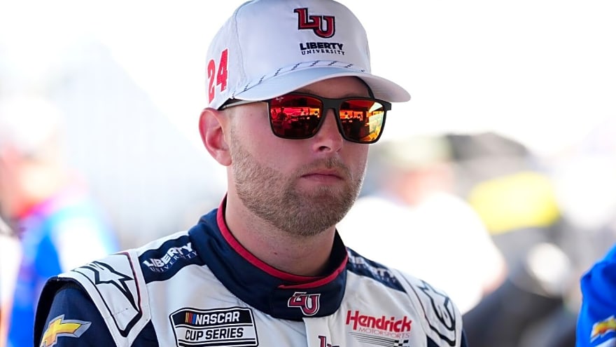 Kevin Harvick Sympathizes With William Byron After Vegas Wreck, Shares Advice to Avoid Repeat