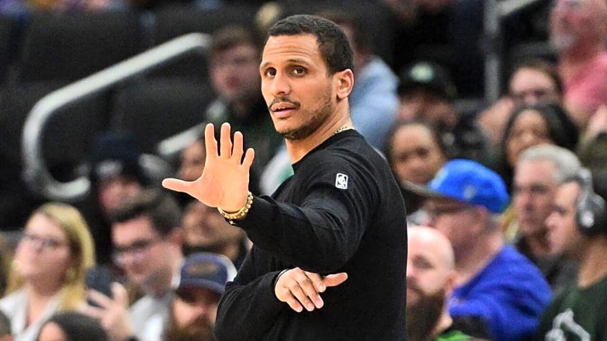 Joe Mazzulla Jokes About Boosting Home Security by Getting a Wolf