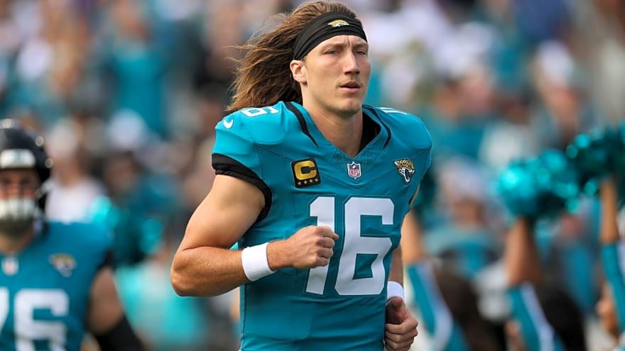 'Tough End to a Hell of a Year': Trevor Lawrence Reminisces on His Breakout 2025 Season With a Heartfelt Note