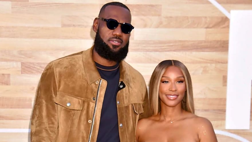 LeBron James Couldn’t Look Away as Taylor Rooks and More React to Savannah’s Bold Statement