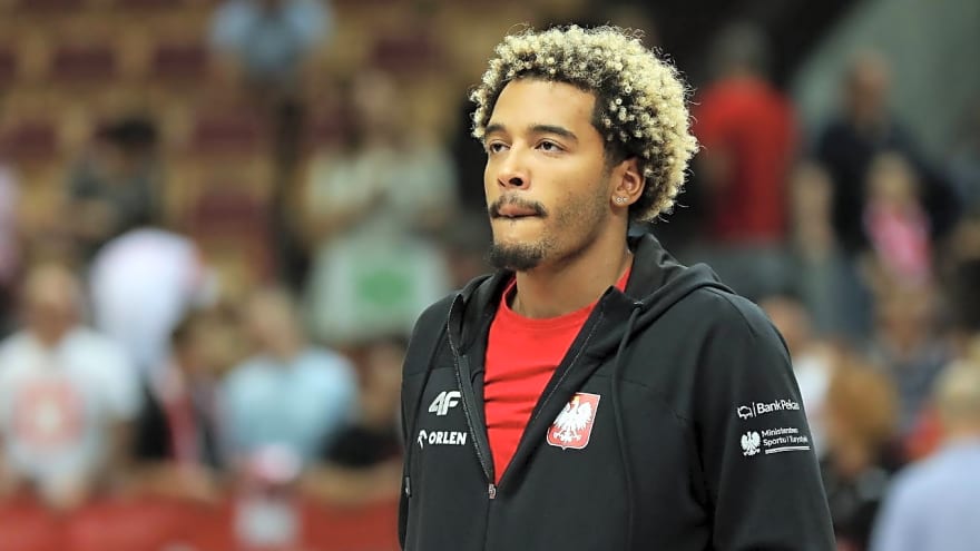 Jeremy Sochan to Fight for NBA Future as Knicks Lose Champion in Free Agency
