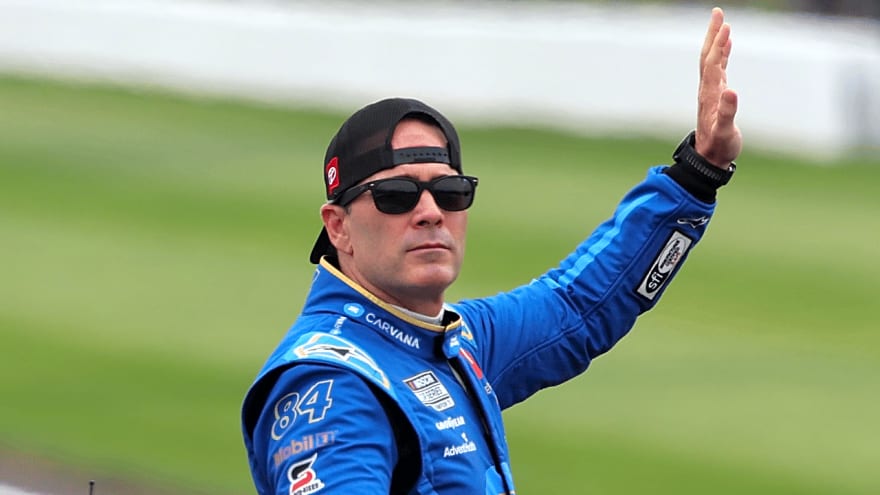 Jimmie Johnson Has No Clear Answer on the Reward Quotient Between the Chase and Playoff Championships