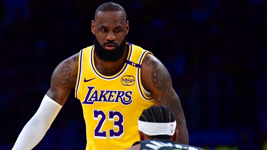 LeBron James Refuses to Use a Phone for Over 2 Months During Playoffs
