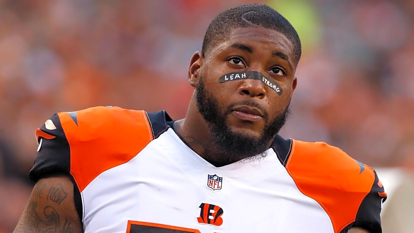 Former Bengals DE Admits Buying $100K Worth of Jewelry Even Before Getting Drafted, Only to Return Them Next Day