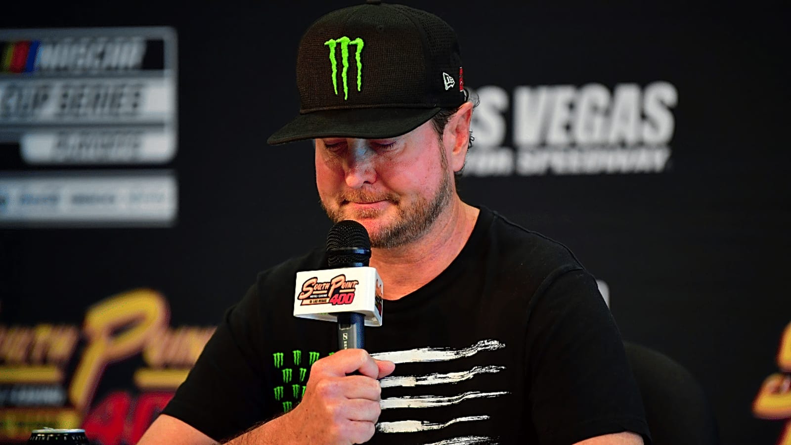 'I About Melted': Kurt Busch Recalls How Michael Jordan Summed Up His NASCAR Career in One Line