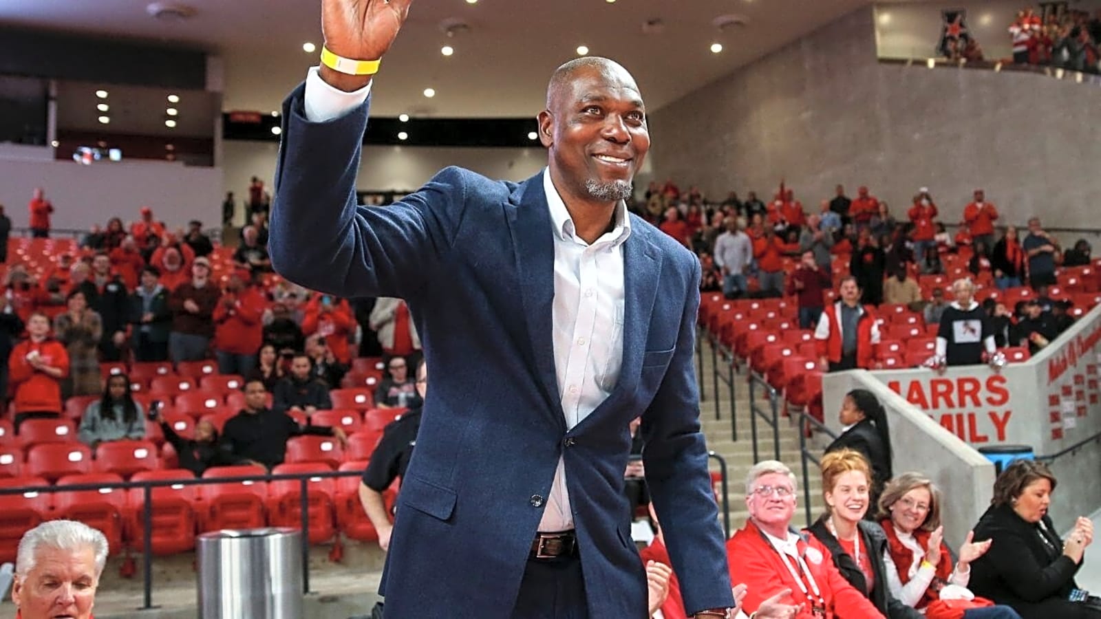Robert Horry Reveals Why Hakeem Olajuwon Never Wore Jeans to Practice