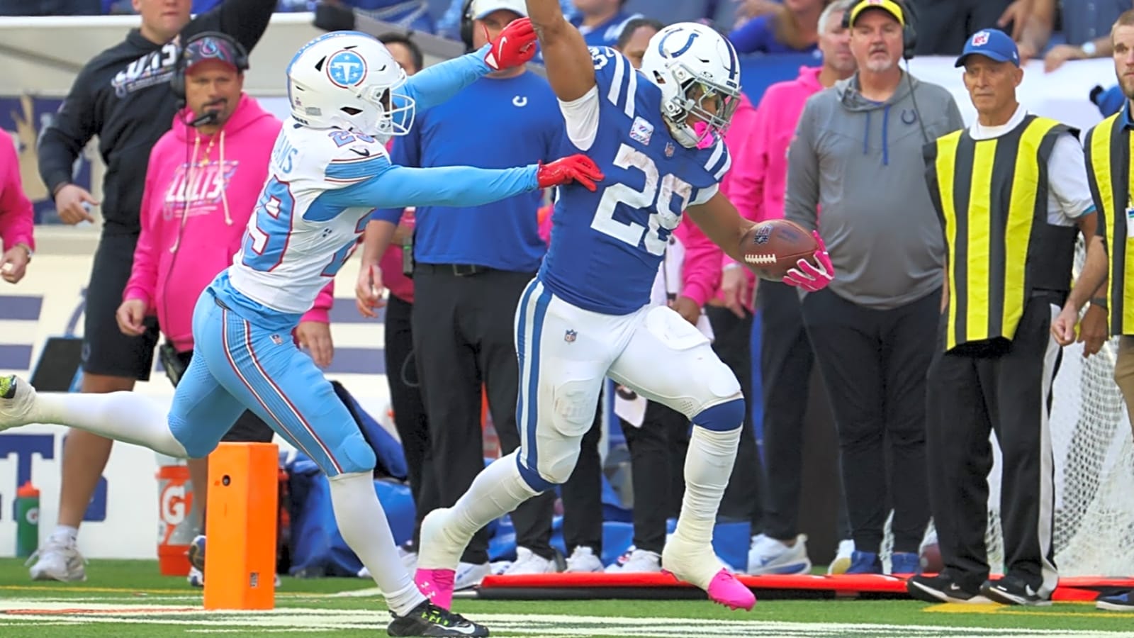 Colts Trade Deadline: 5 Players Indianapolis Could Trade