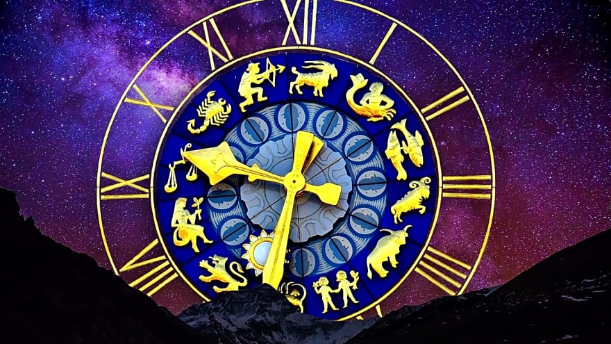Mercury in Leo Is a Bold Wake‑Up Call: Here’s How Every Zodiac Sign Can Own Their Voice During This Transit