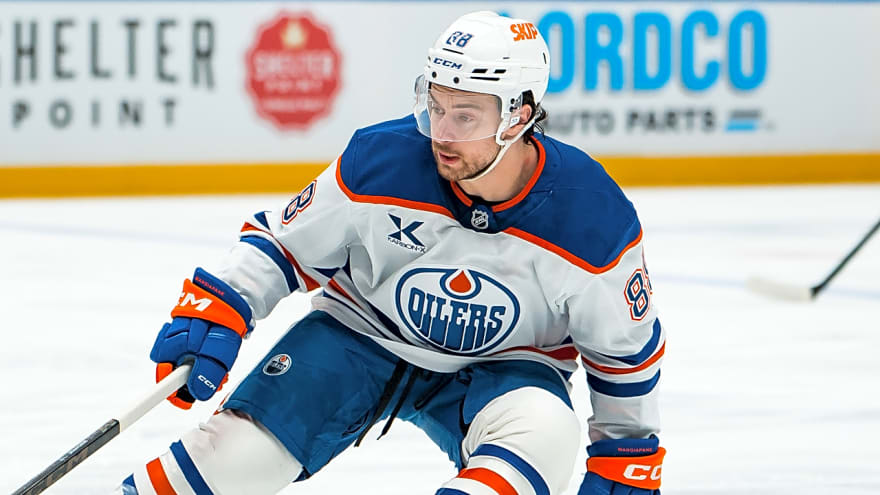 Trade Coming?: Andrew Mangiapane Could Be on the Move