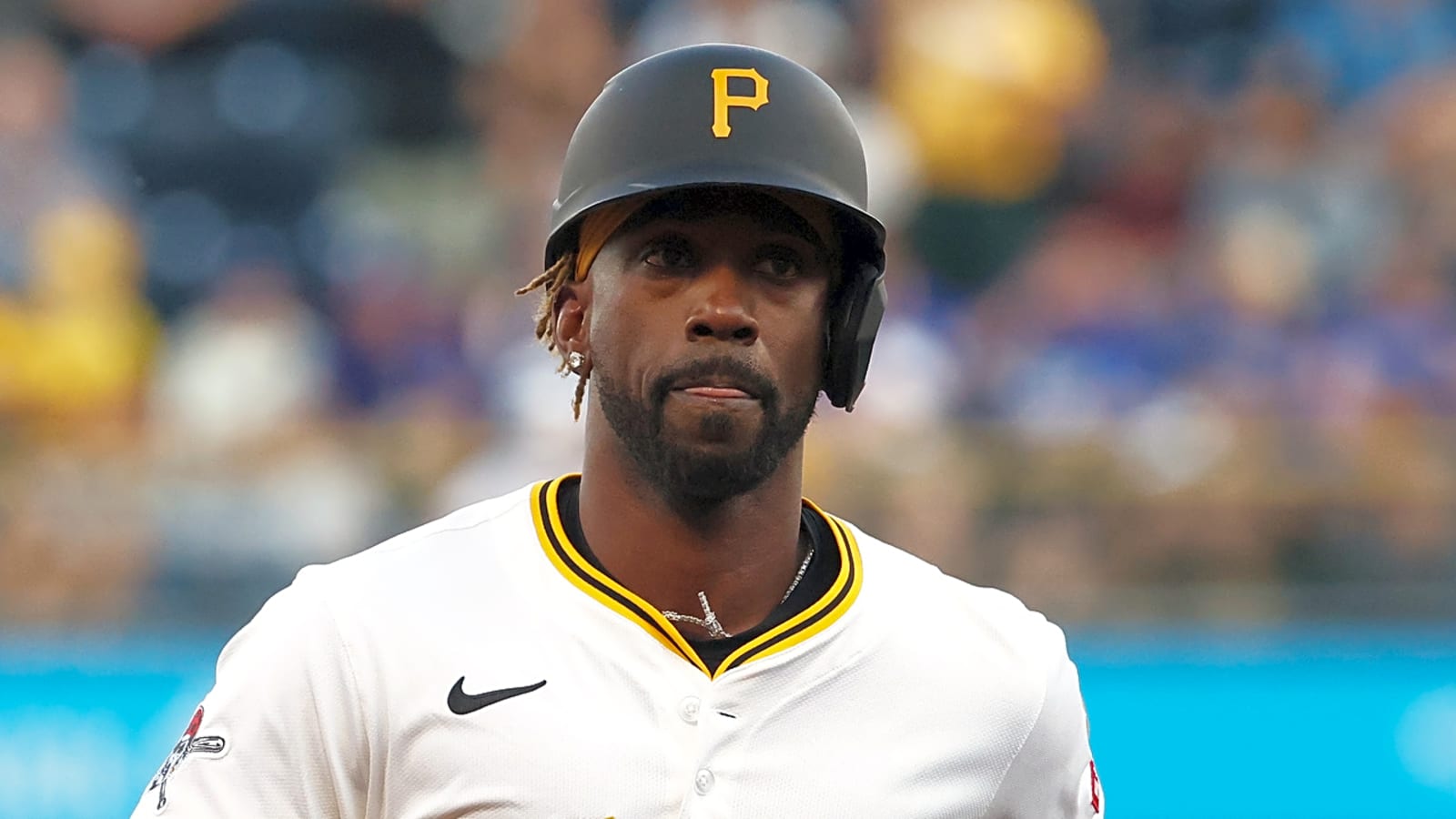 Rangers sign former MVP to minor league deal