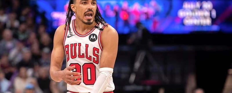 Chicago Bulls Survive a Nail-Biter at the United Center 121-120