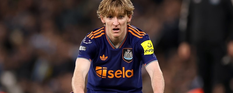 Liverpool told 'extraordinary offer' will be needed to sign Mo Salah replacement