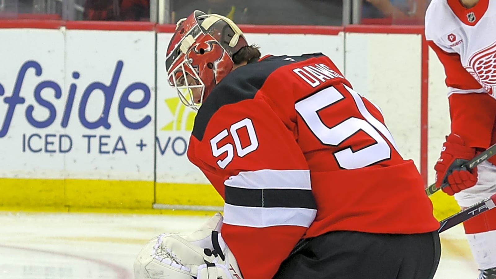 Oilers Urged to Pursue Devils&#39; Top Young Goalie in Major Trade Move