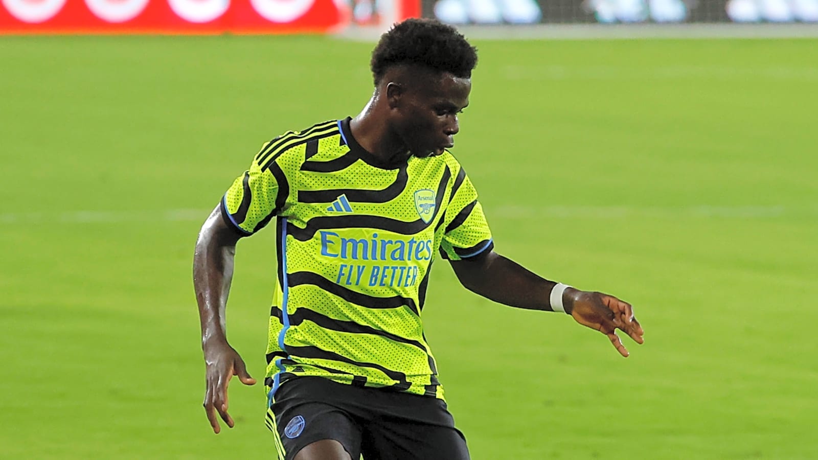 Watch: Fan angle of Bukayo Saka assist vs Fulham is even better than the TV broadcast