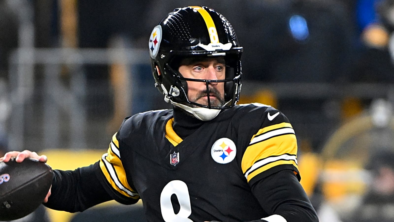 Aaron Rodgers is down to two potential choices