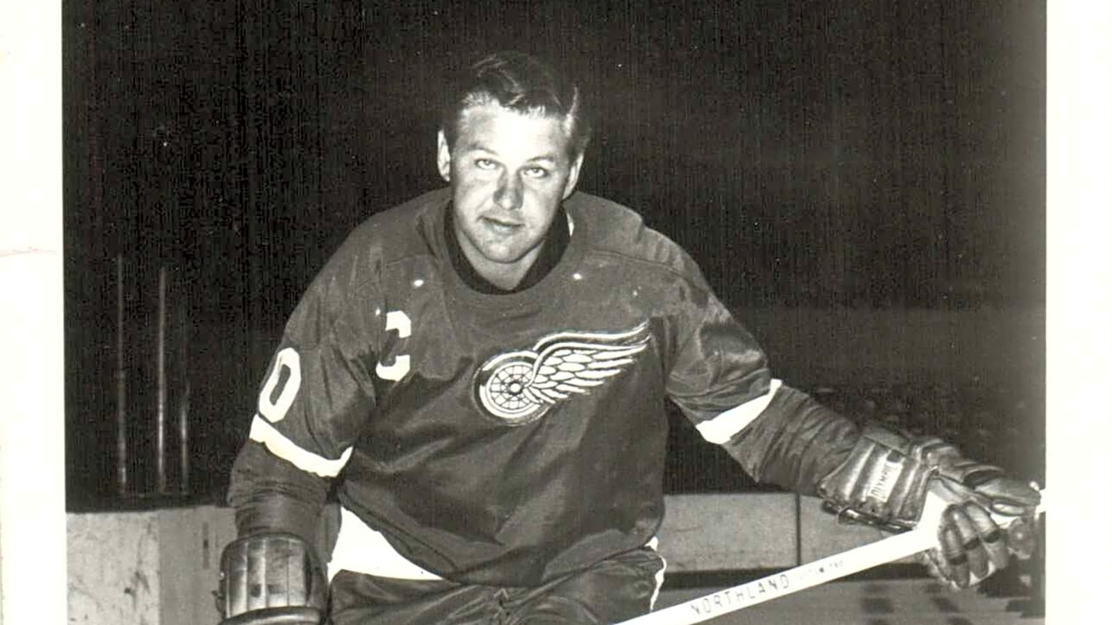Three-time Stanley Cup champion Alex Delvecchio passes away at 93