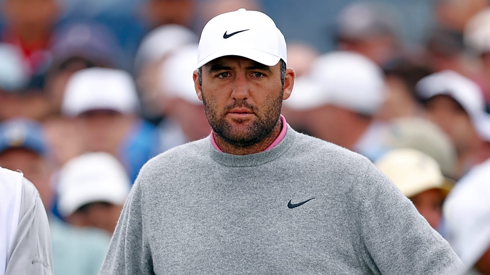 Scheffler grabs early lead with torrid start at Open Championship