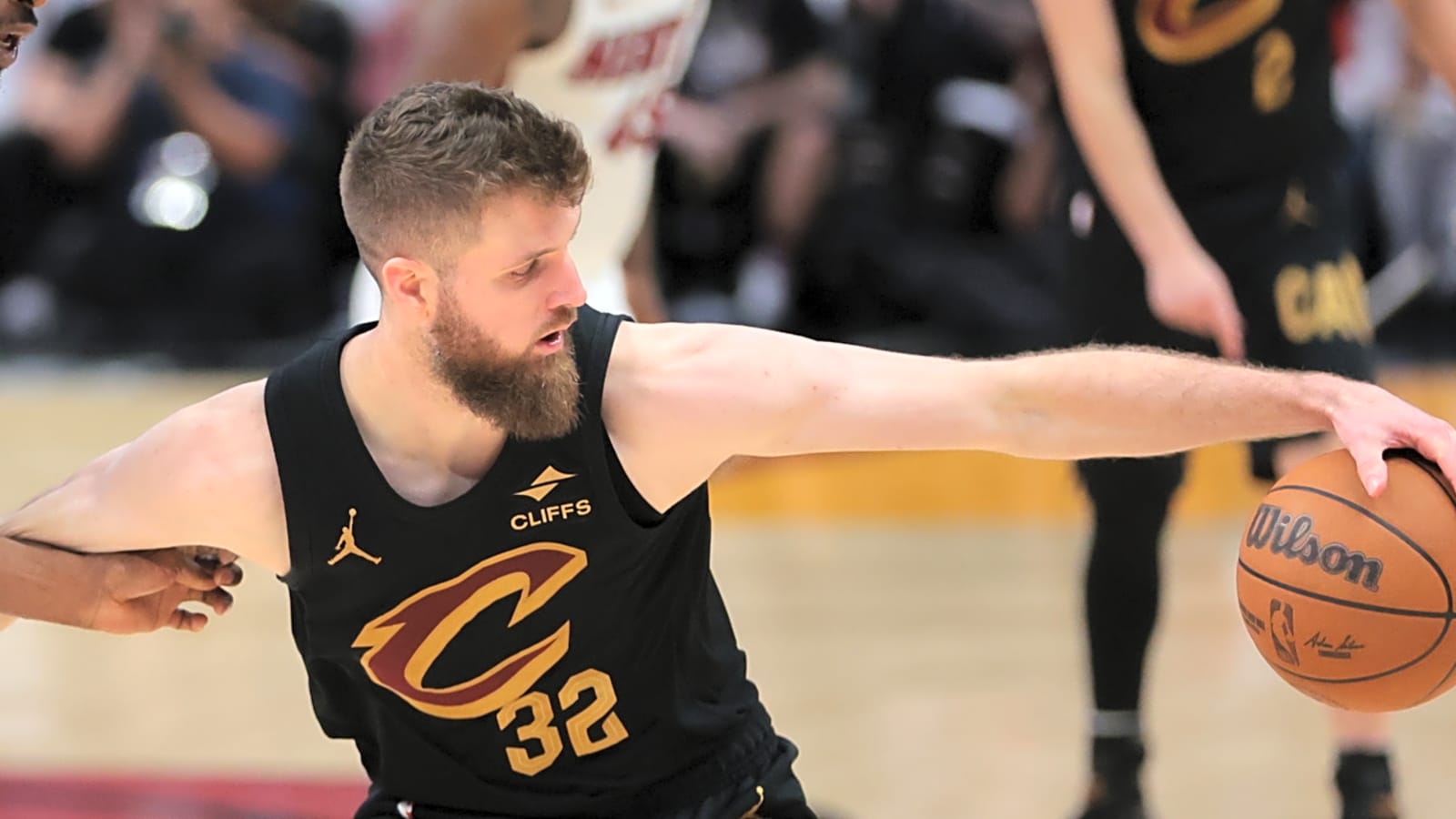 Report: Cavaliers Looking To Trade Dean Wade