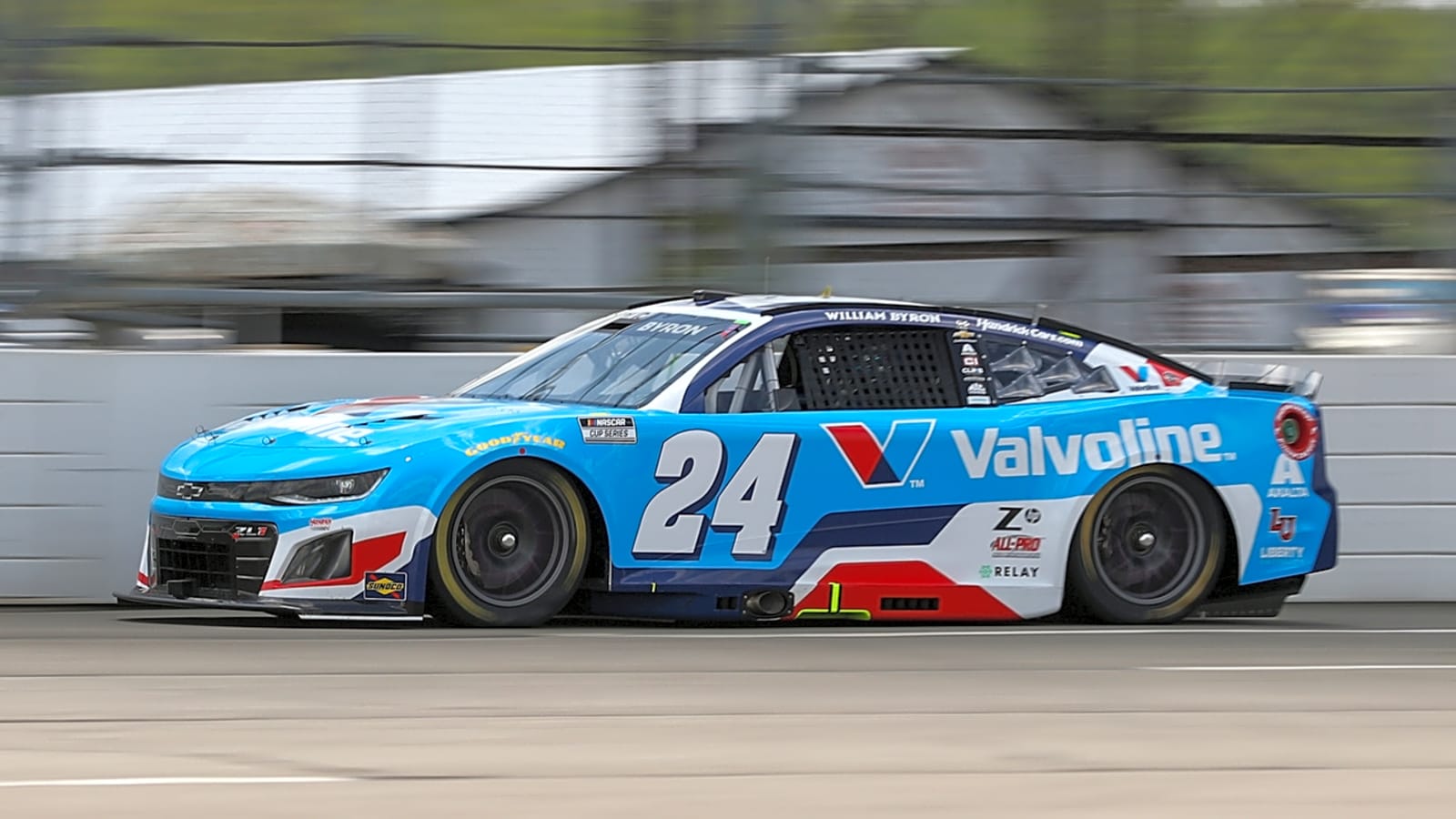 'It sucks': William Byron crashes in qualifying at Pocono