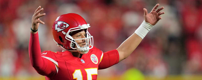 The 'NFL total passing-TD leaders' quiz