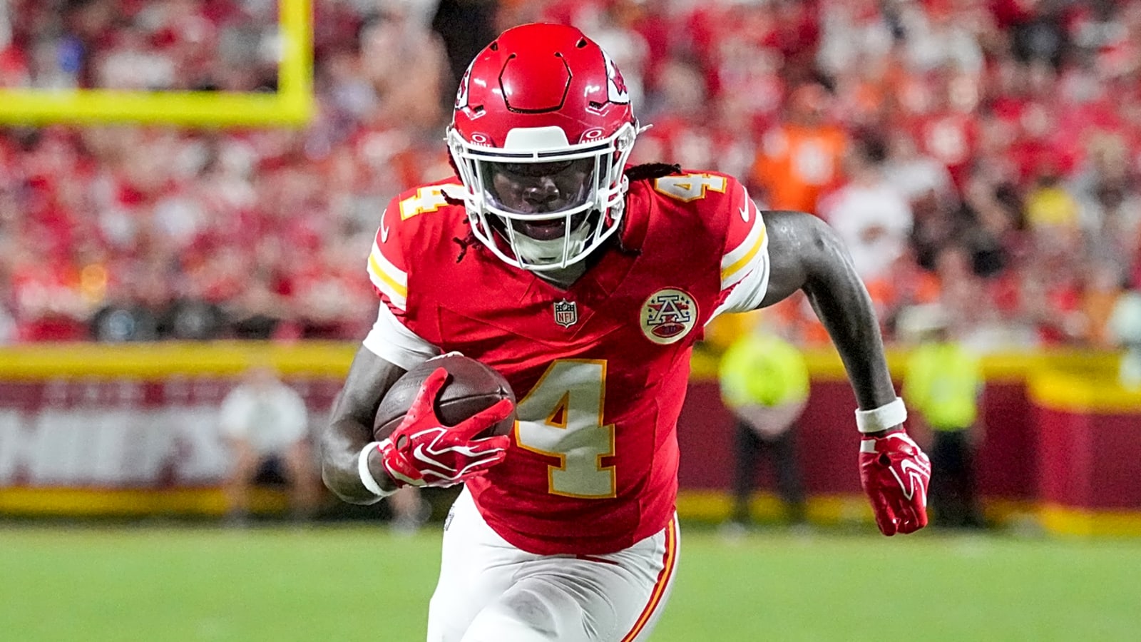 AFC Notes: Maxx Crosby, Rashee Rice, Chargers, Chiefs, Raiders