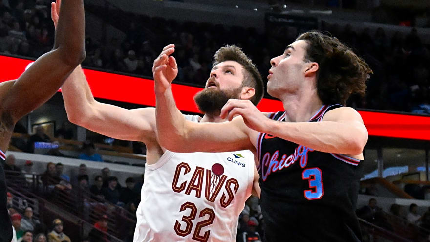 Josh Giddey registers triple-double as Bulls best Cavaliers