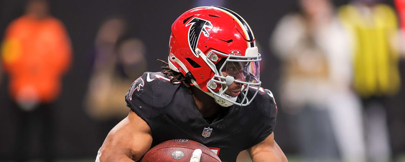 Bijan Robinson rips off electric 93-yard touchdown run on ‘MNF’