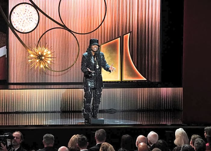 “All n My Grill” by Missy Elliott