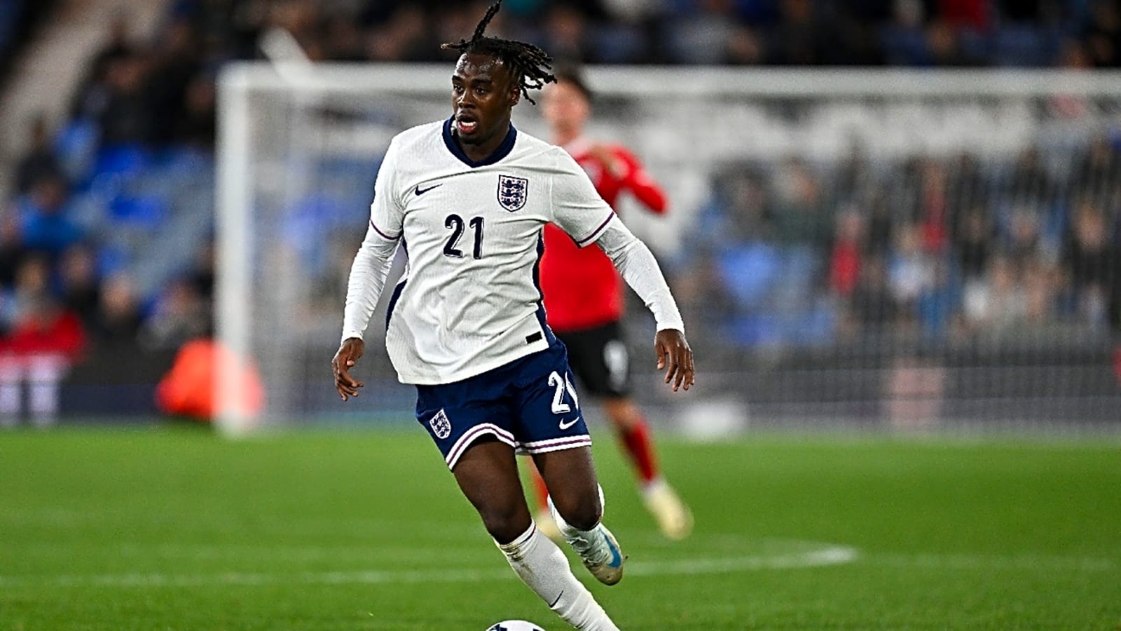 Arsenal is now ready to take on Chelsea in an auction for Bundesliga youngster