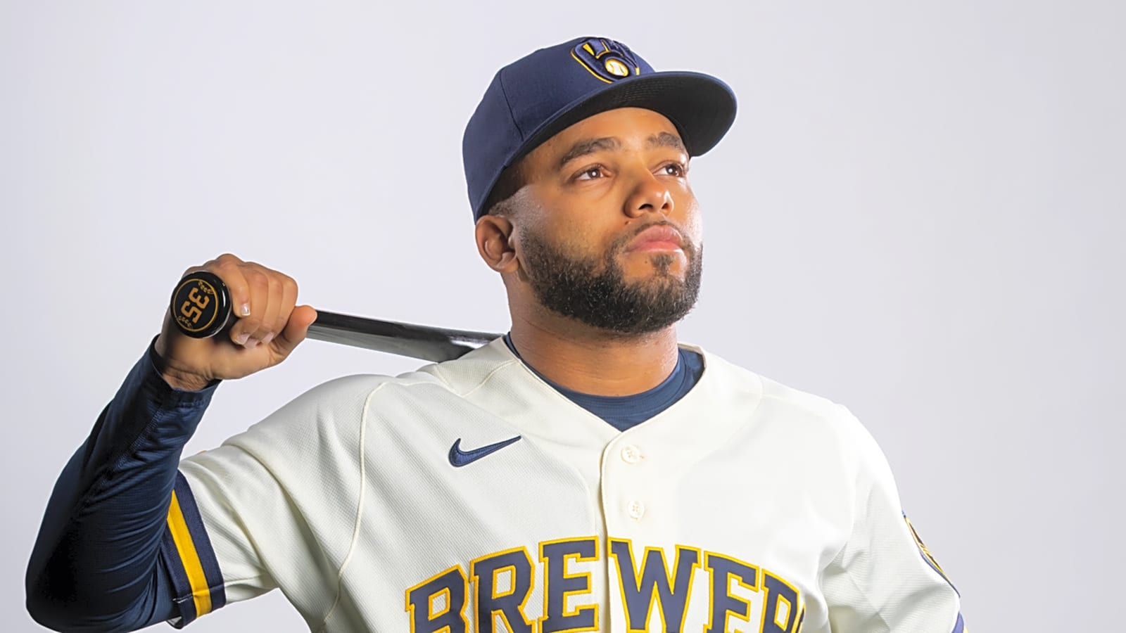 Brewers Designate Steward Berroa For Assignment