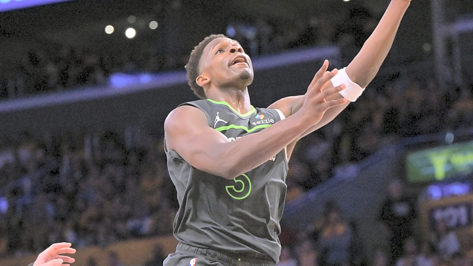 Anthony Edwards taunted Luka Doncic after hitting big shot in Game 1