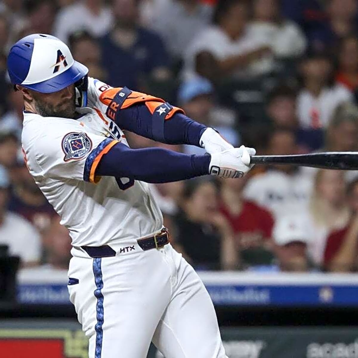 Cristian Javier returns and wins 2025 debut as Astros trim