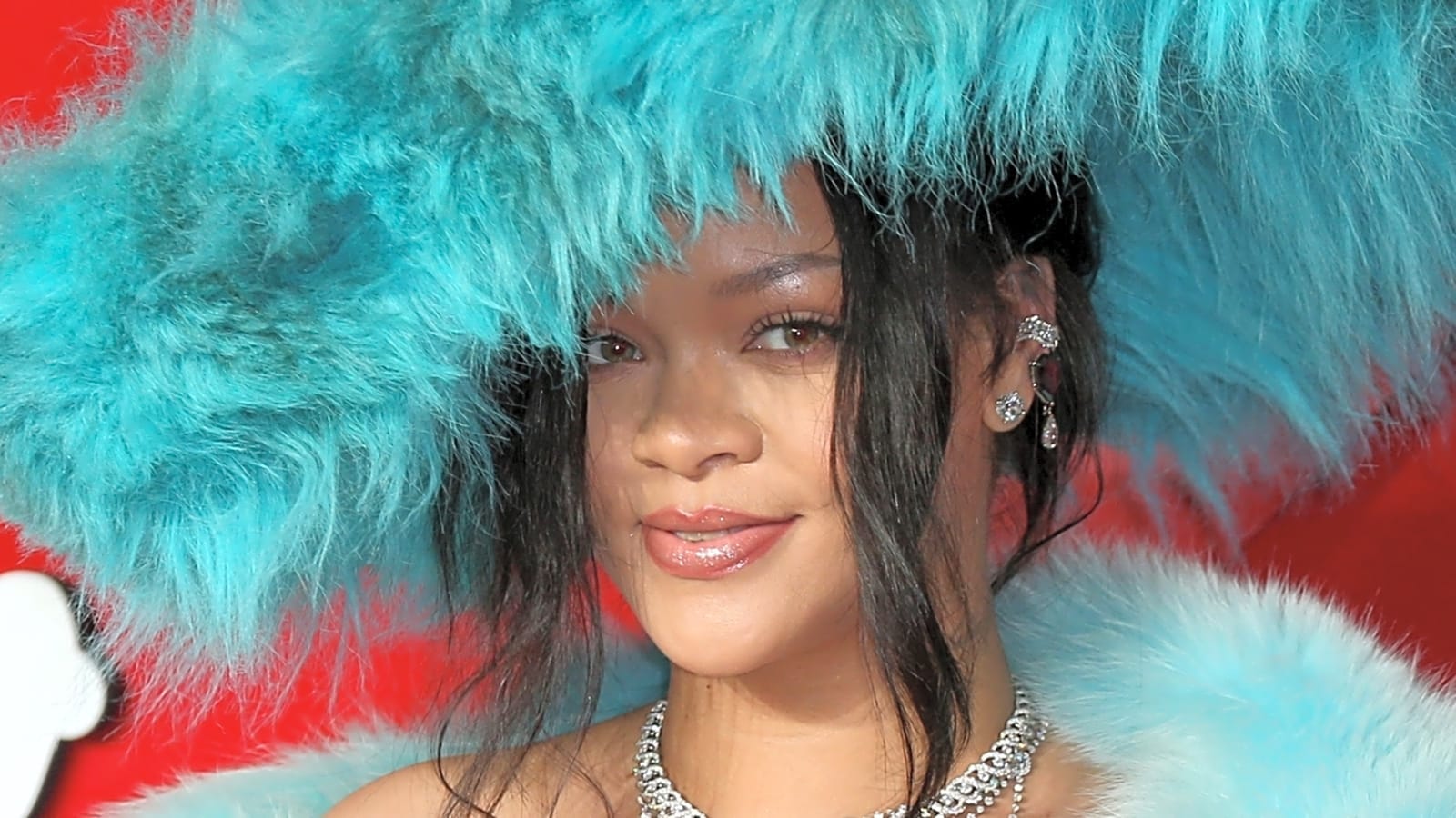 Rihanna is releasing new music...for the Smurfs movie