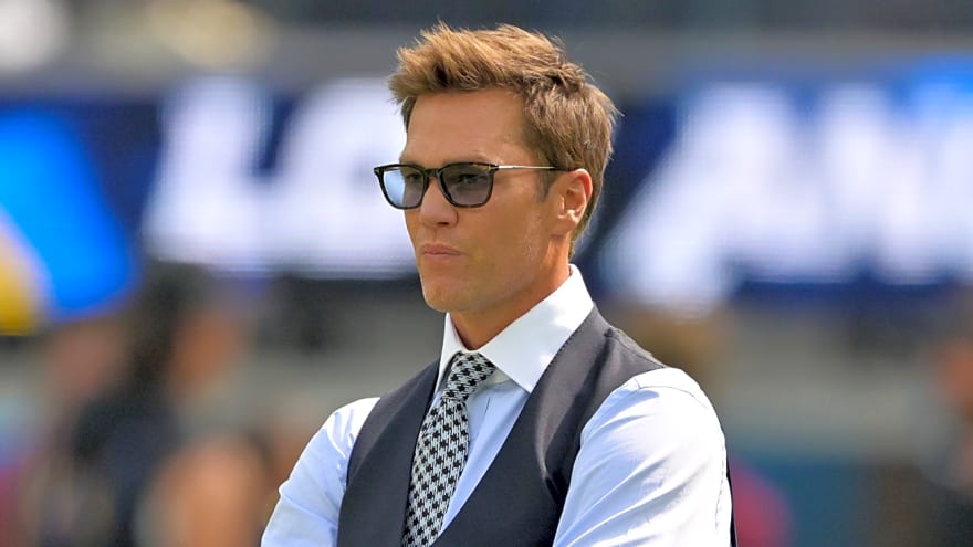 Report reveals what Tom Brady thinks of Raiders' woeful season