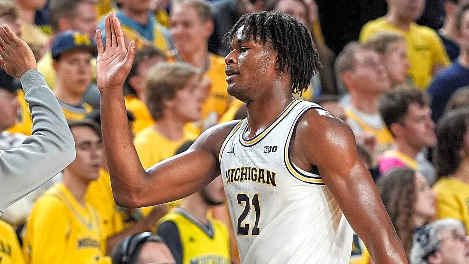 No. 2 Michigan slams No. 24 USC, is historically dominant vs. ranked teams