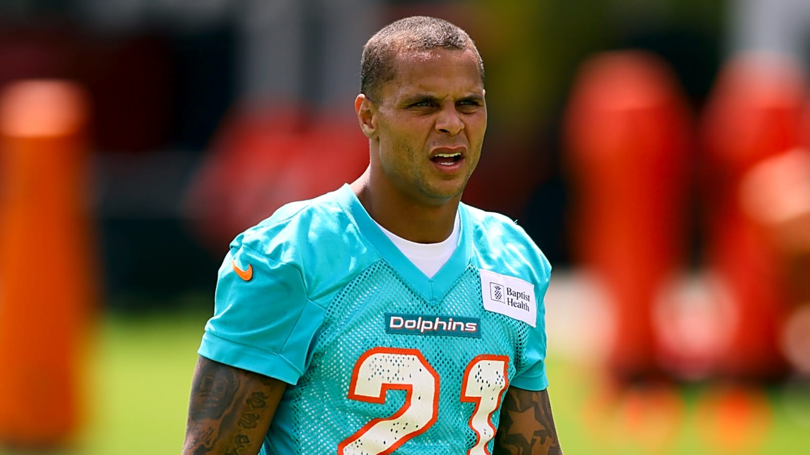 Former All-Pro player returns to Bills