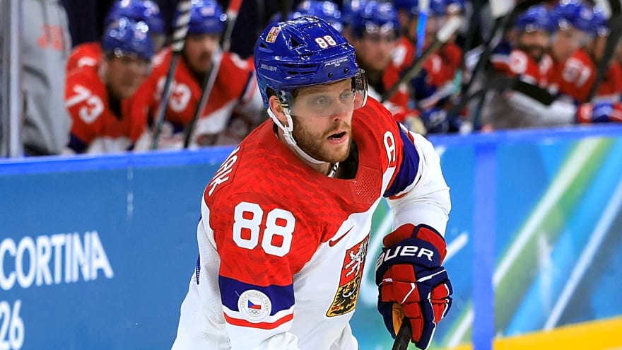 Czechia sends strong message before hockey quarterfinals against Canada