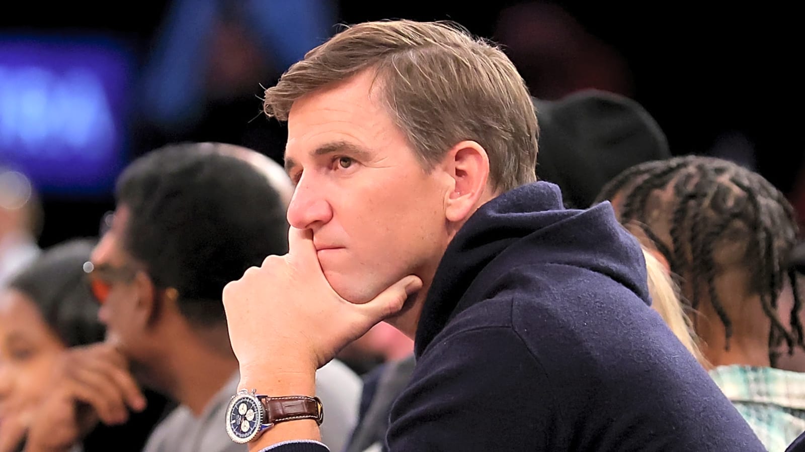 Manning reveals decision about possibly buying minority stake in Giants