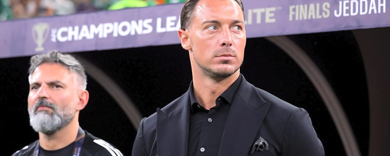Another Chelsea gamble? Blues target 38-year-old manager after Rosenior’s departure