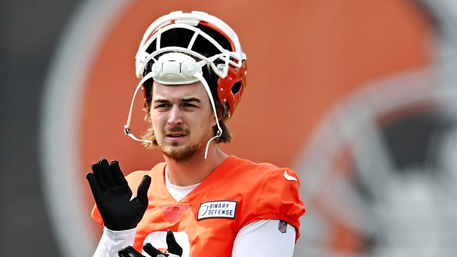 Insider expands on how Browns' Kenny Pickett was 'unremarkable' during spring workouts