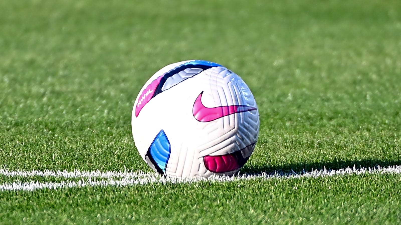 Bright future predicted for Arsenal prodigy after standout debut