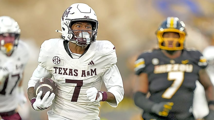 49ers add explosiveness to offense in PFF's 2026 NFL mock draft