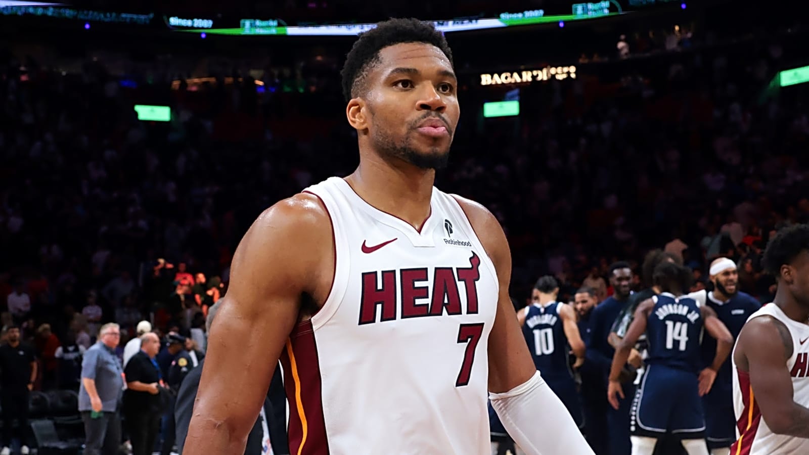 Early-season NBA overreaction: Is the sky falling for the Heat already?