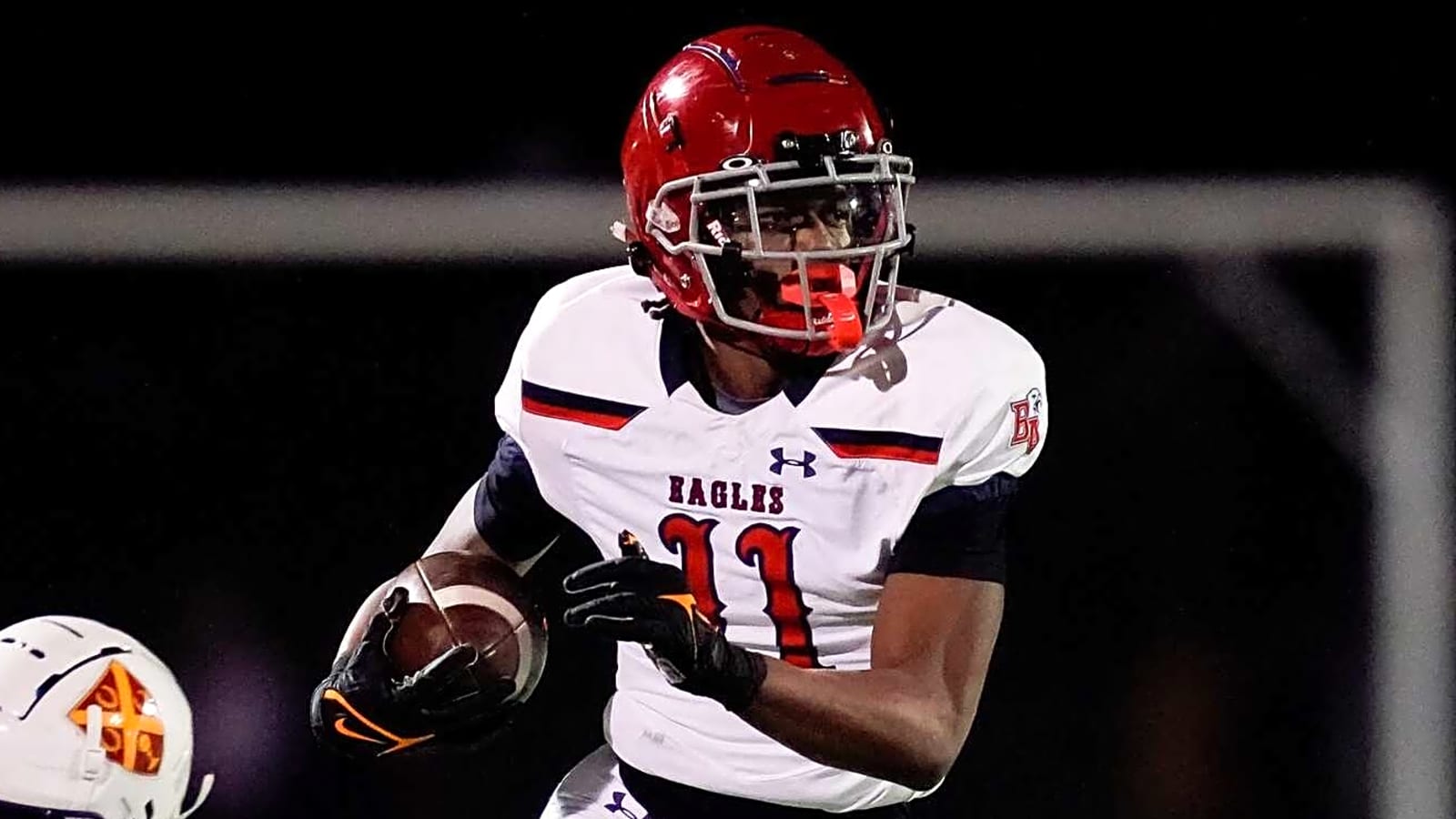 Elite five-star WR recruit explains why he committed to Big Ten program