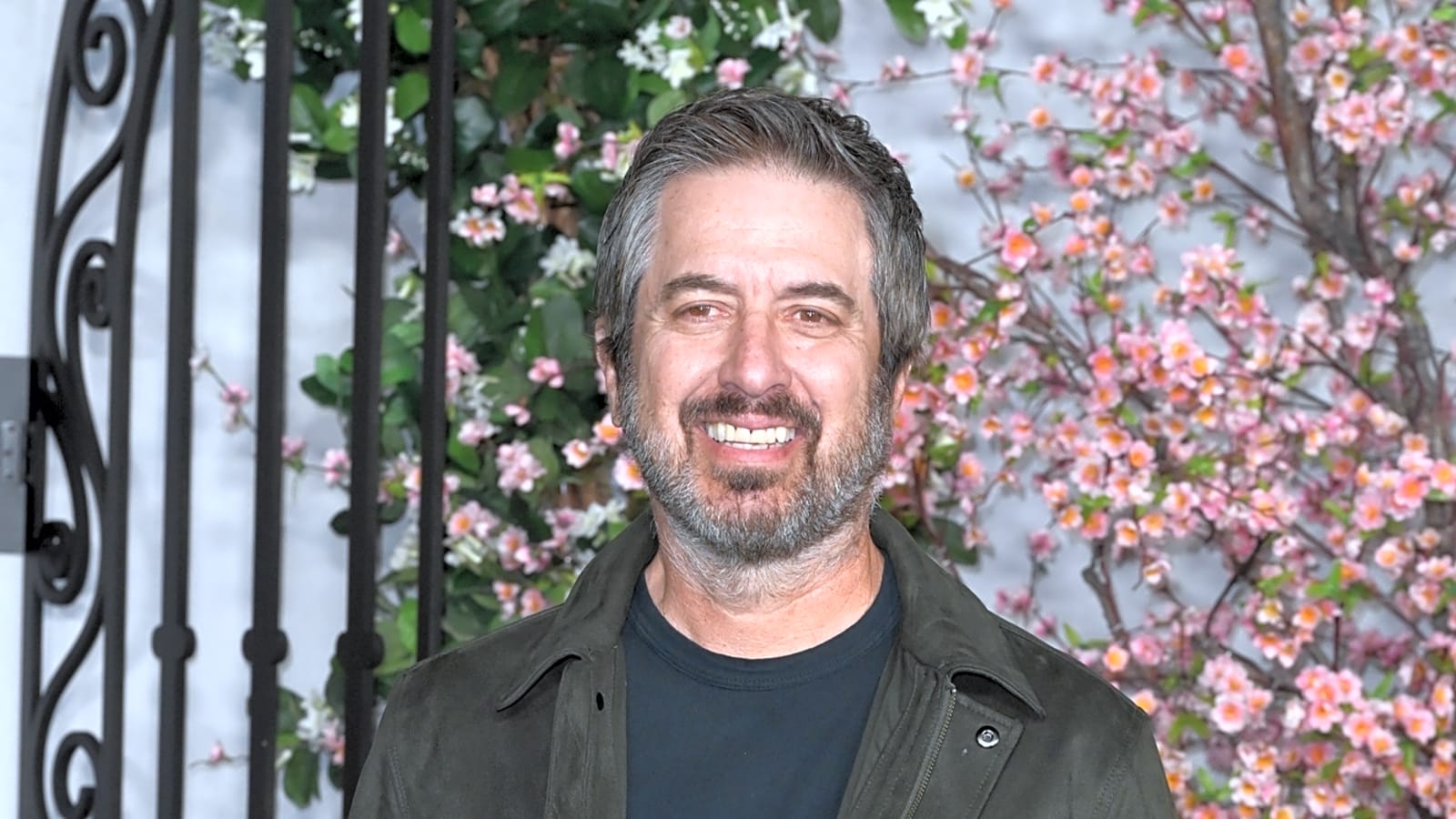Kevin James thought of sitcom guys as "big, wacky" characters until Ray Romano&#39;s &#39;Everybody Loves Raymond&#39;
