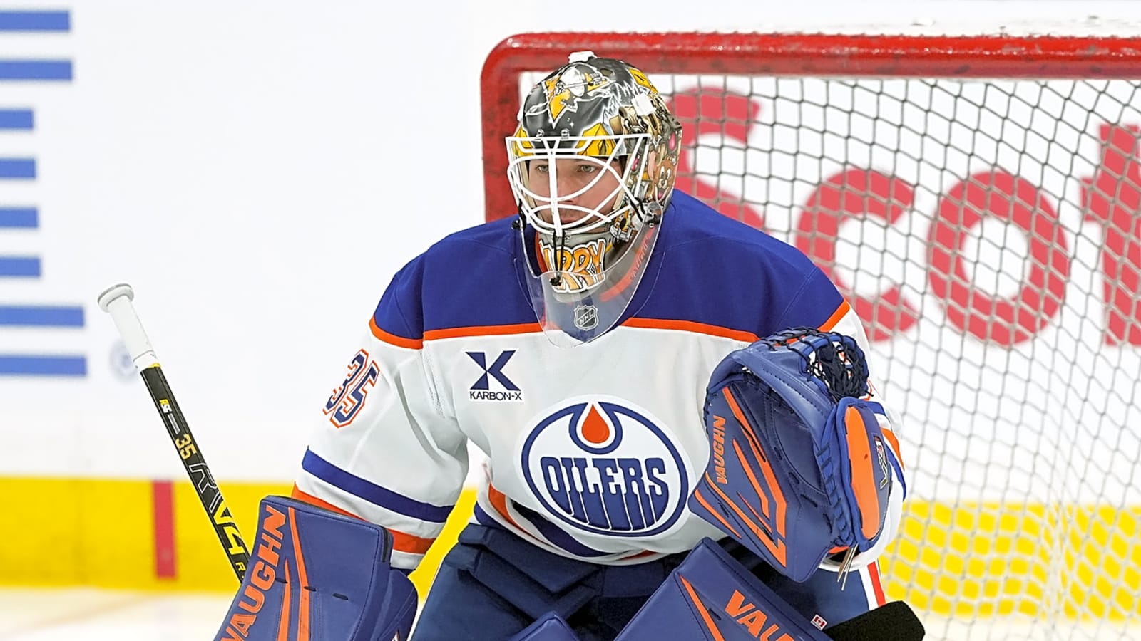 How has Tristan Jarry fit in with the Edmonton Oilers so far?