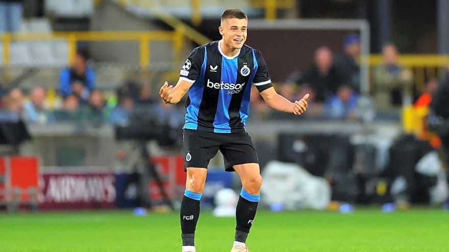 Arsenal and Man United monitor 22-year-old striker matching Kane and Haaland